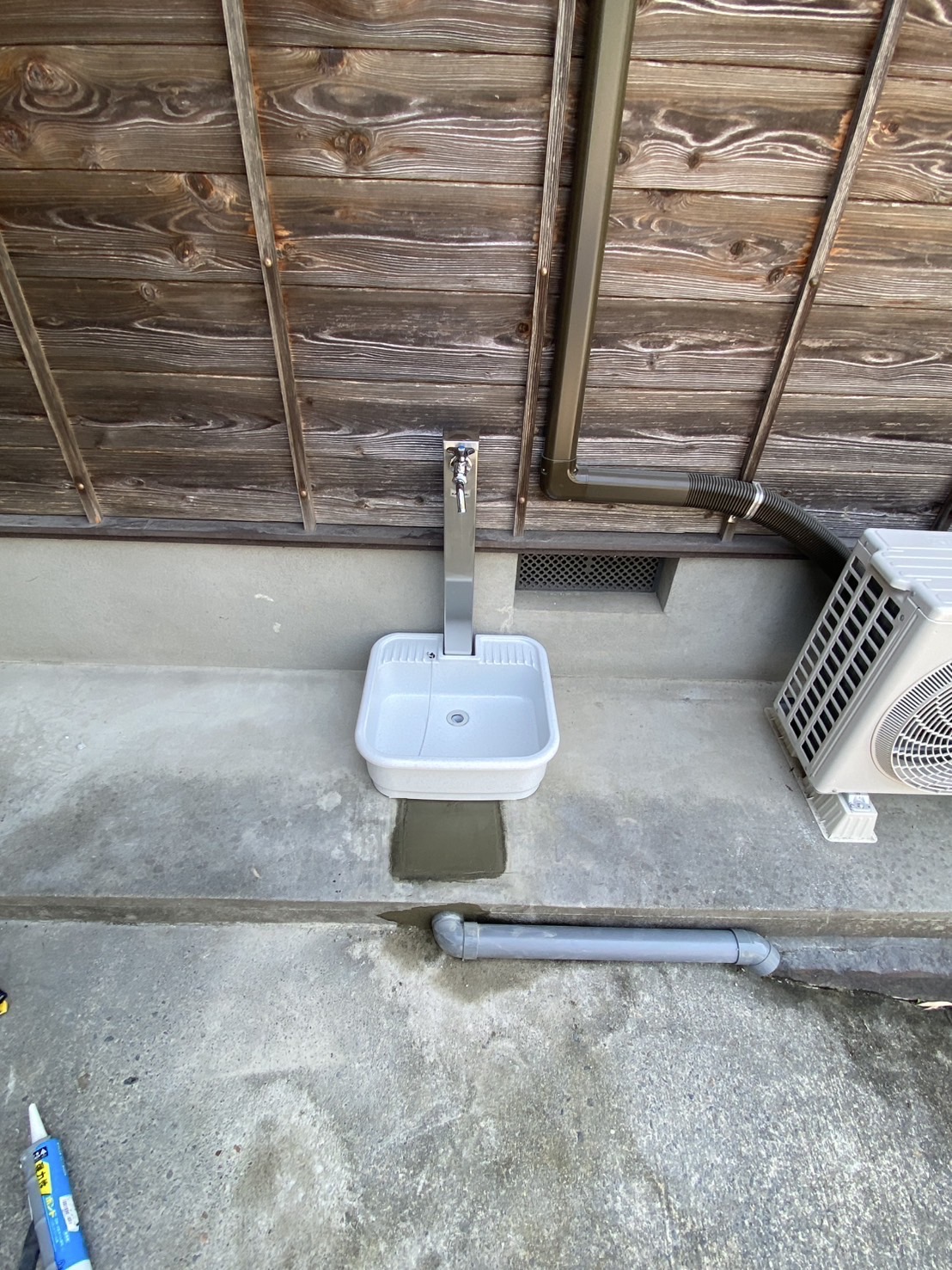 水回りのストレスを解消！デザインと機能性を両立した外水栓リフォーム