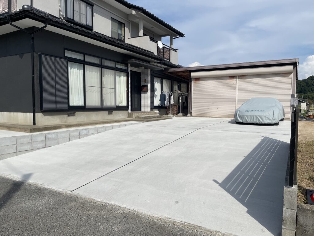 家まわりのお手入れもラクラク！最大5台駐車可能なゆとりの外構リフォーム