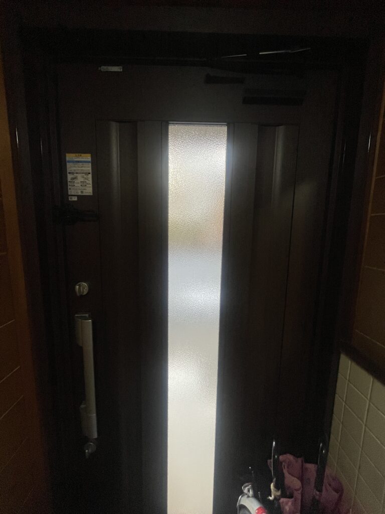 リフォーム後の玄関ドア