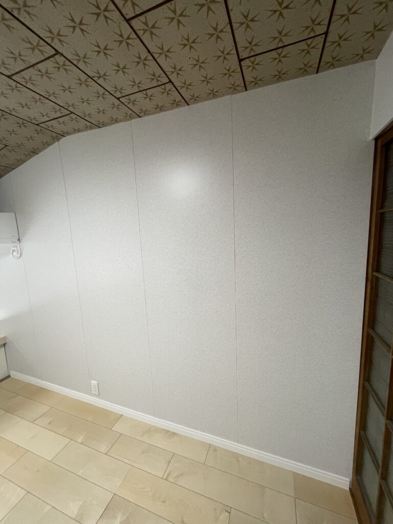 水漏れにより傷んでいた壁材も一新