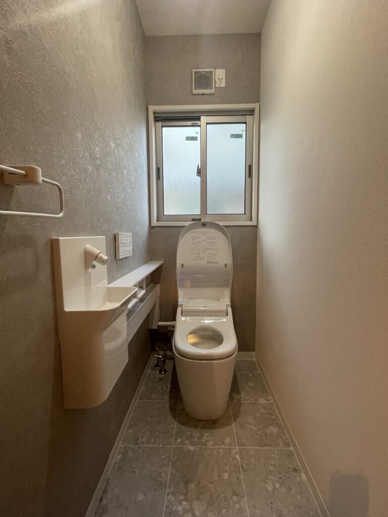 ピカピカ・快適！こだわりのアラウーノでつくる清潔トイレリフォーム