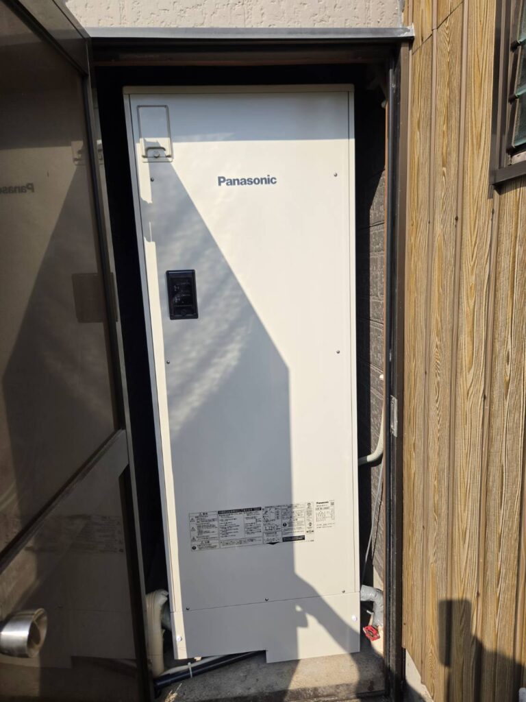設置スペースぎりぎり！故障した電気温水器を4日でスピード交換